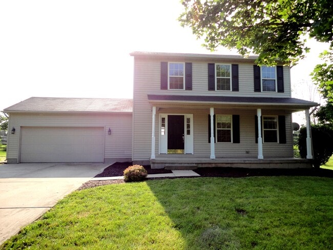 Building Photo - 912 N Garver Rd