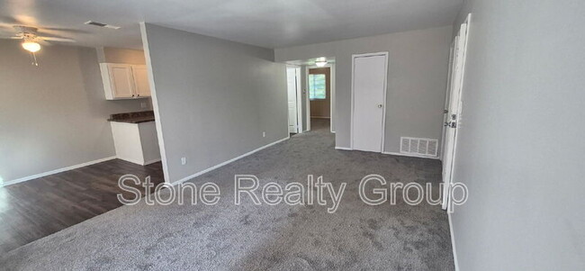 9134 E 10th St Unit 3
