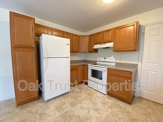 Photo - 222 Jennie St