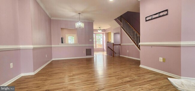 Photo - 3001 Cahill Ln