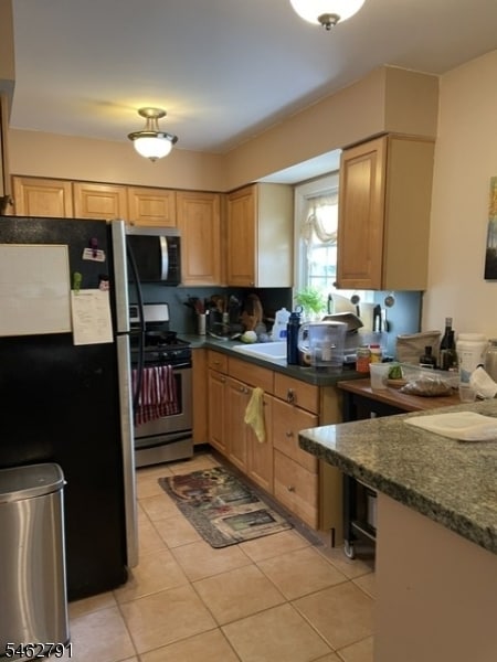 470 Valley Rd Unit A4
