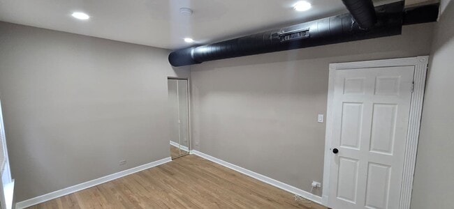 Photo - 5336 W Foster Ave Unidad Top Floor