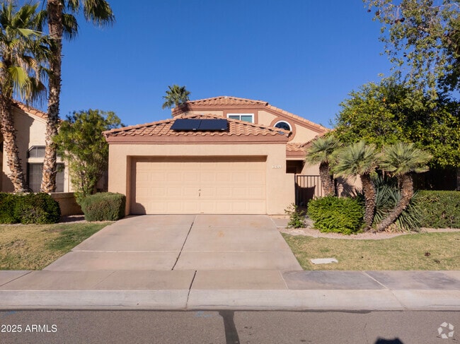 Building Photo - 306 E Stonebridge Dr Rental