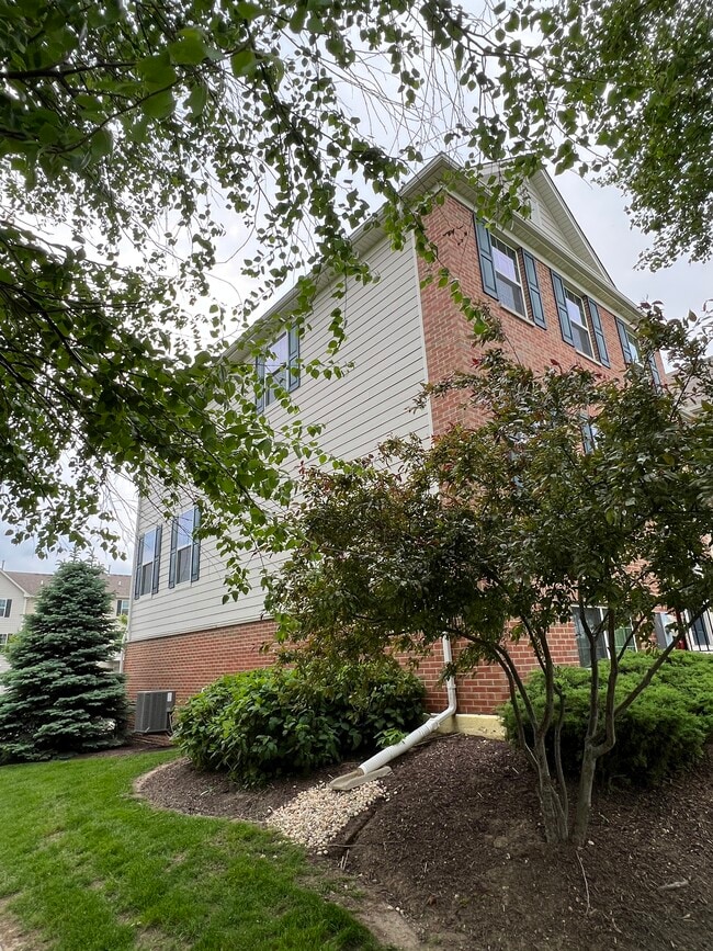Photo - 4014 Pompton Ct