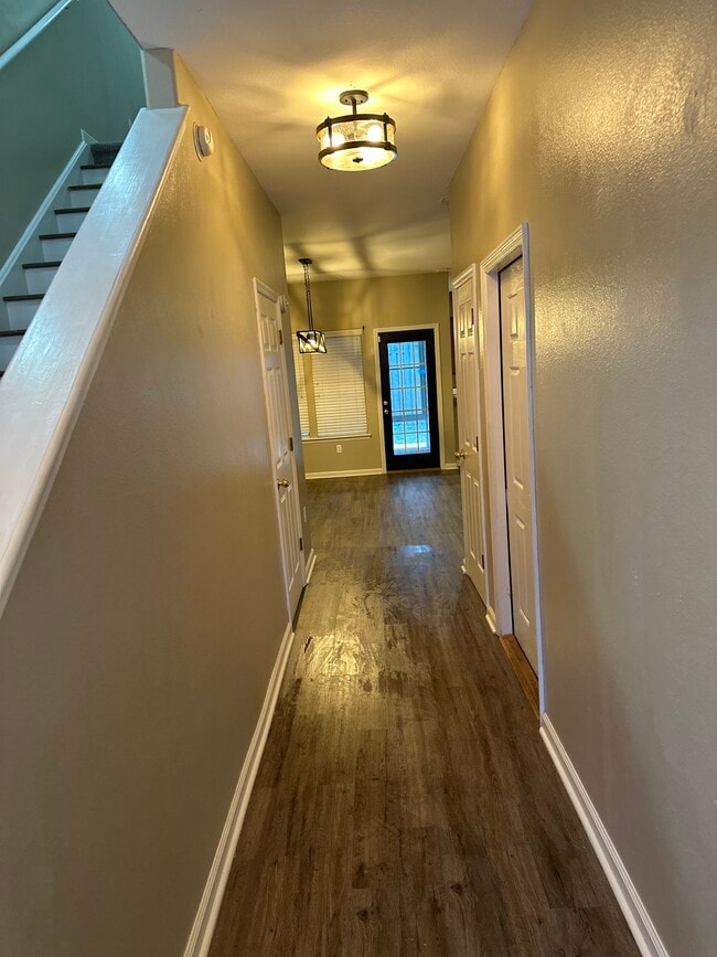 Photo - 22 Sir Lancelot Way