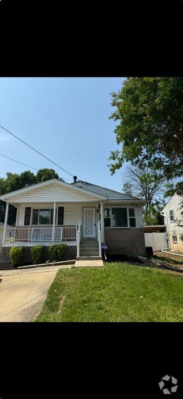 Building Photo - 4917 Manheim Ave Rental