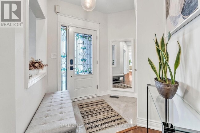 Photo - 30 Painted Rock Ave