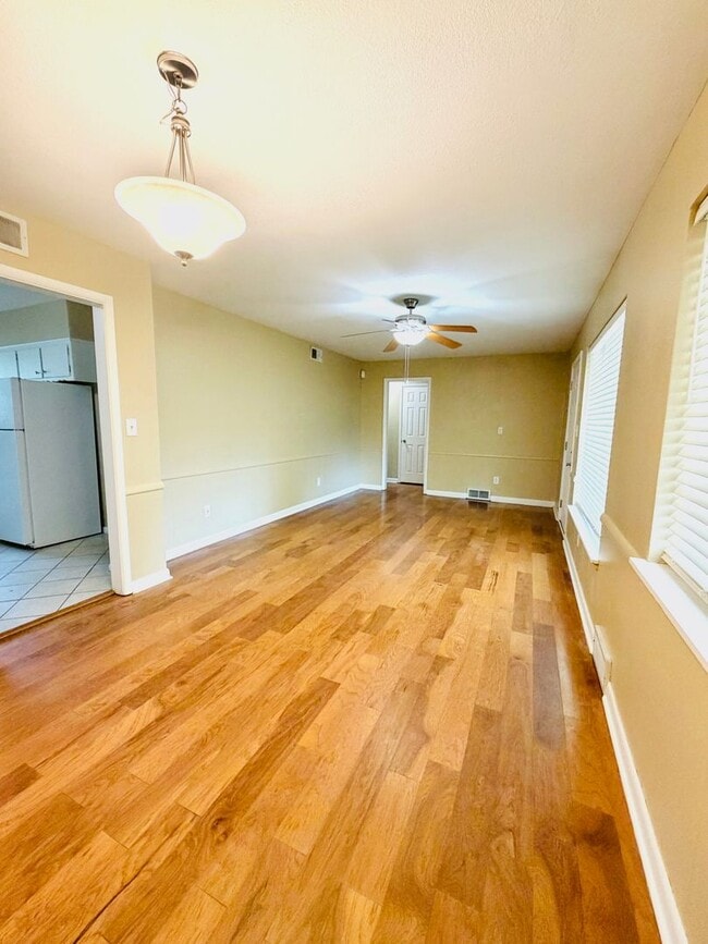 Photo - Updated 3BD 1.5BA Home Located in Belle Isle Area!!
