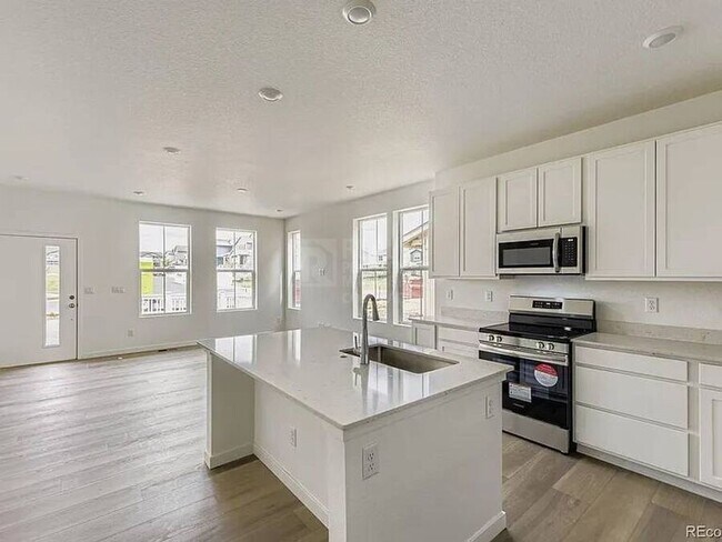 Photo - 713 N Carrie St