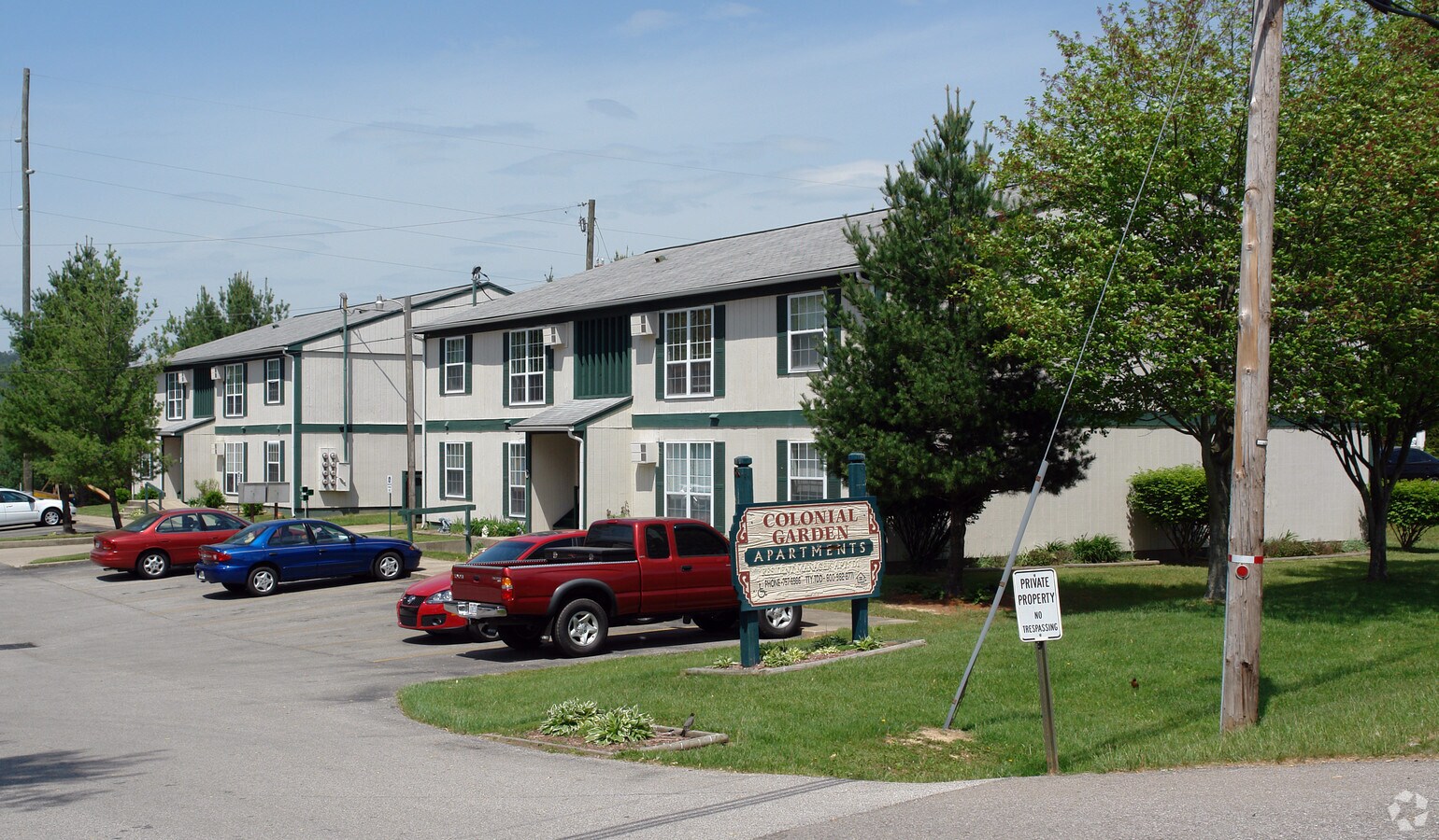 Photo - Colonial Garden Apartments
