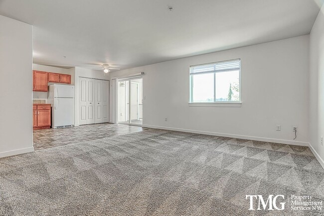 Photo - Seasons on the Park