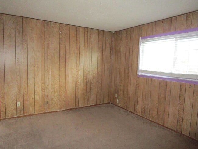 Photo - 231 Stephen St