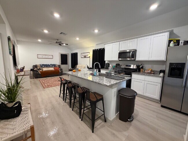 Photo - "Charming 3-Bedroom Home in Frenship ISD"