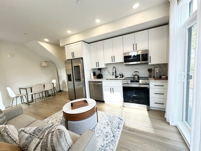 Photo - 1307 Longfellow St NW Unit 8