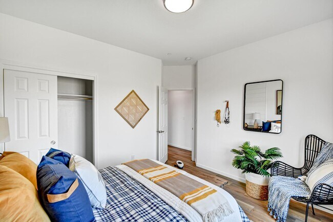 Photo - 2325 Wagon Wheel Ave