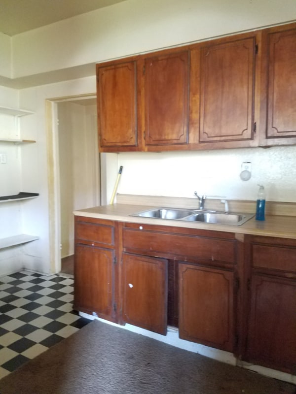 926 E Drexel Ave