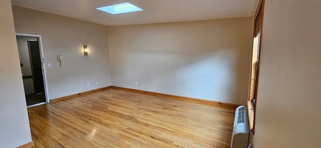 Photo - 416 68th St Unidad 12