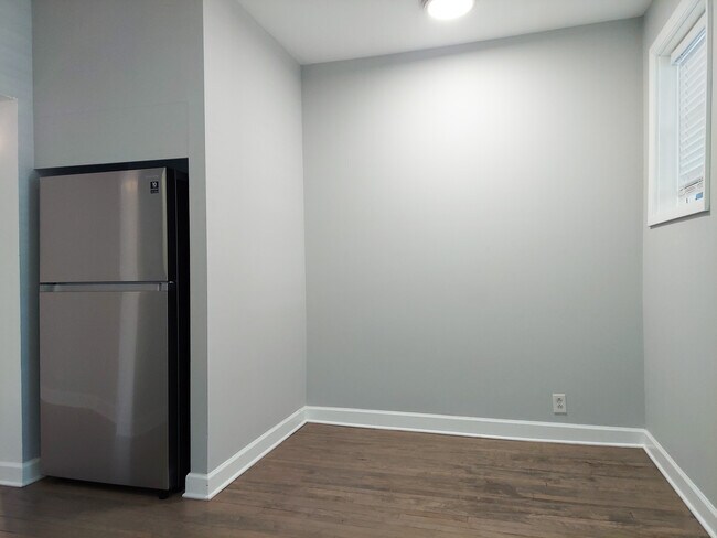 Photo - 1454 W Winnemac Ave Unit 3W