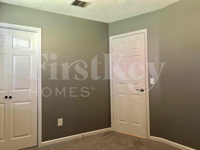 Photo - 10812 Carrington Ct