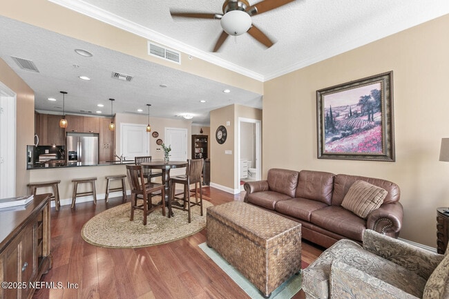 Building Photo - 1431 Riverplace Blvd Unit 2302 Rental