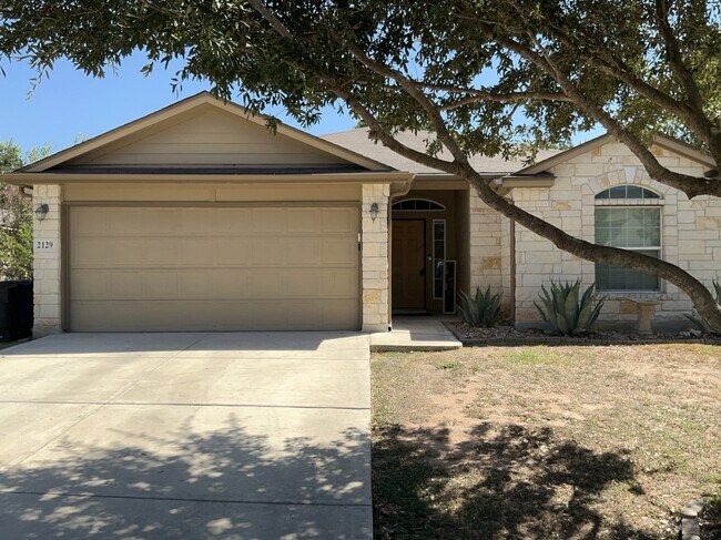 Building Photo - 2129 Hazelwood Dr Rental