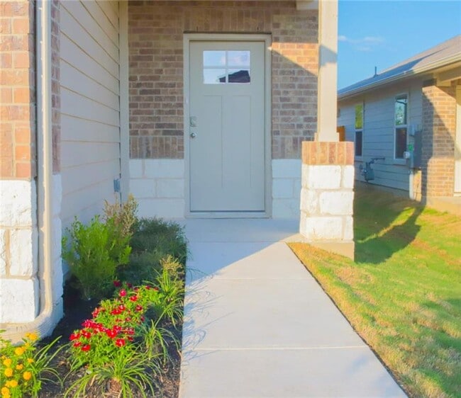 Photo - 14015 Macquarie Dr