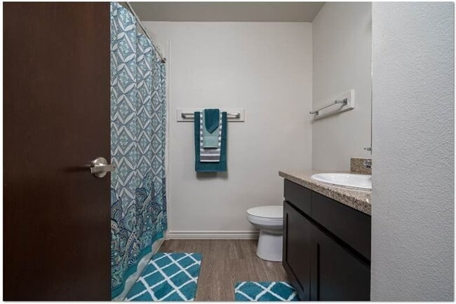 Photo - 200 S Ave A Unidad 100