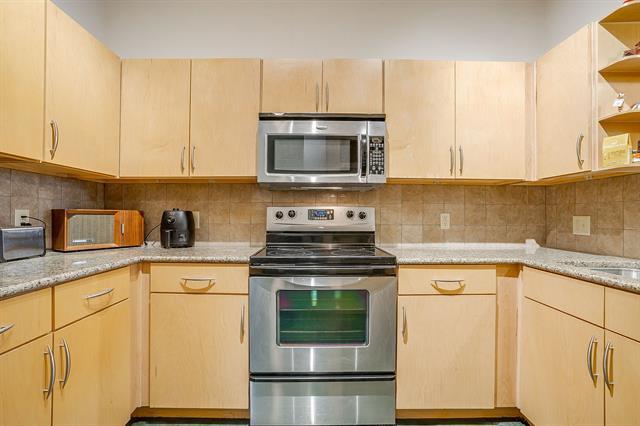 Photo - 201 W Lancaster Ave Unidad 208