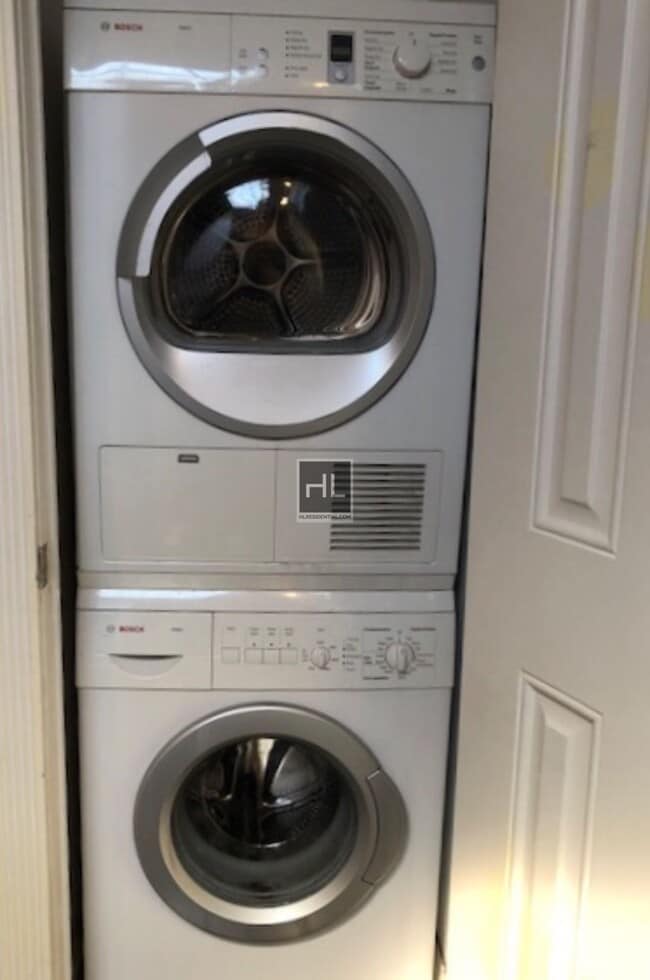 Photo - E 6TH ST. Unit 1E