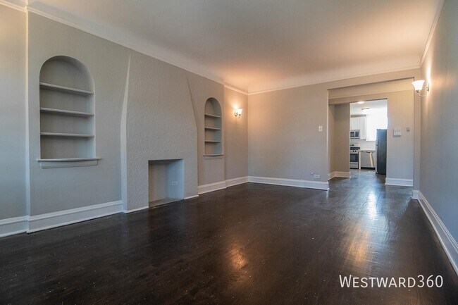 Photo - 2445 W Rosemont Ave Unit 1