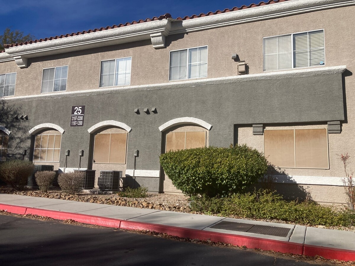 Photo - 10245 S Maryland Pkwy