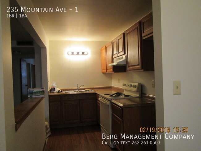 235 Mountain Ave Unit 1