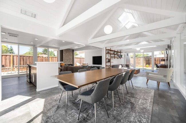 Photo - 4131 Phoenix St Unit SI ID1309731P