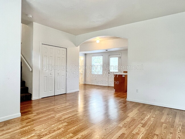 Photo - 2405 W Monument St
