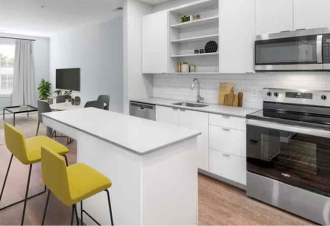 Photo - 859 Broadway