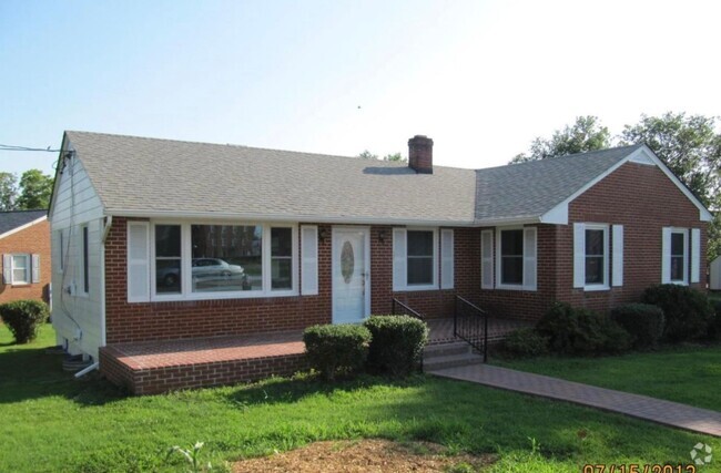 Building Photo - 41665 Tudor Hall Rd Rental