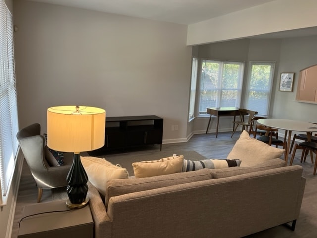 Photo - 887 Wood St NW Unidad 885