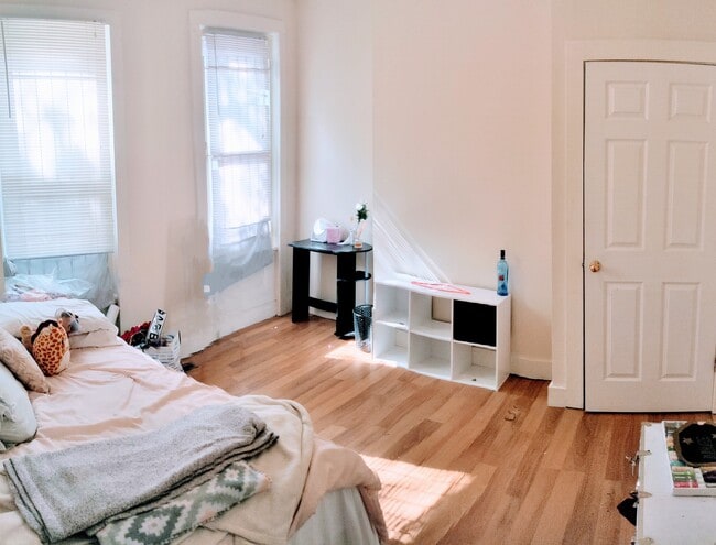 Photo - 2027 N Gratz St