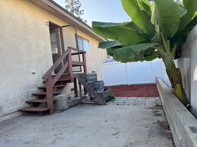 Photo - 7741 Newman Ave