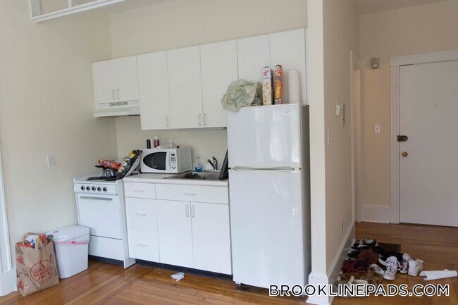 Photo - 19 Fairbanks St Unit 33