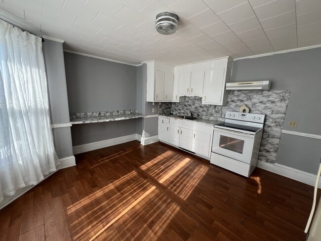 Photo - 34 Chestnut St Unit 3