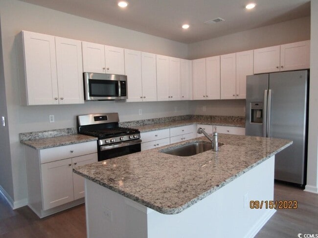 Photo - 905 Vernal Pl