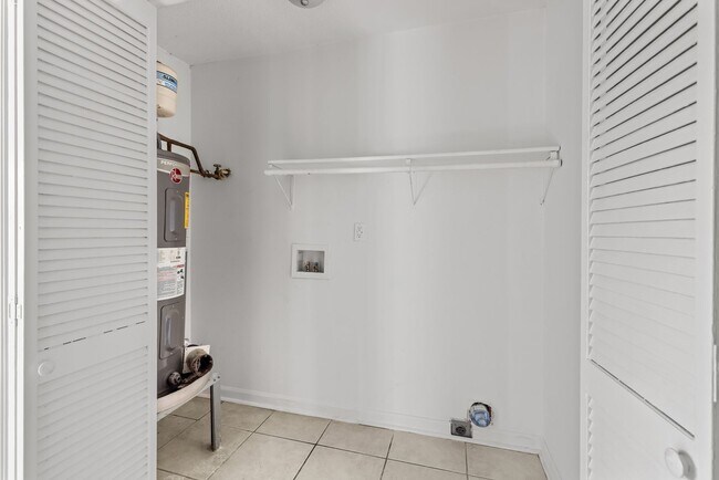 Photo - Stylish and Newly Renovated 3 Bedroom 1 Ba...