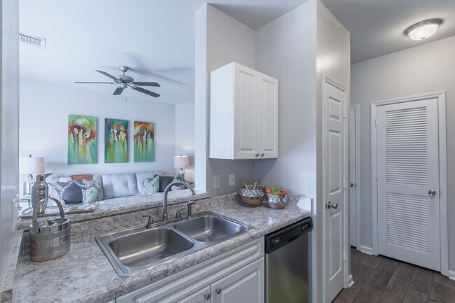 Building Photo - Reserve at Bridford Rental