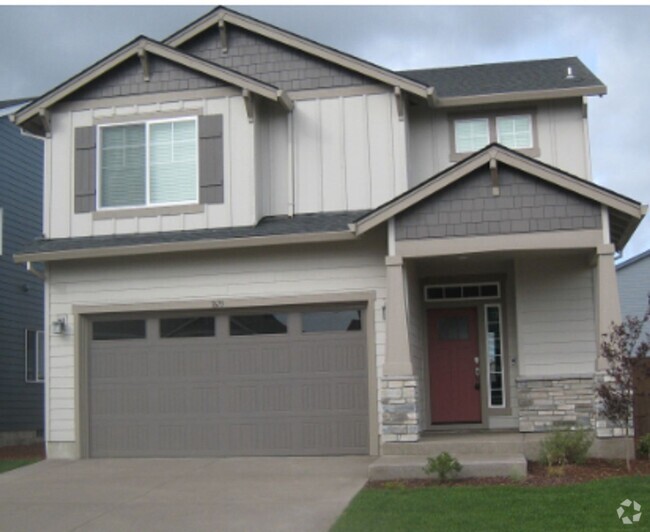 Building Photo - Elegant 3-Bedroom Home in Prime Albany Loc...