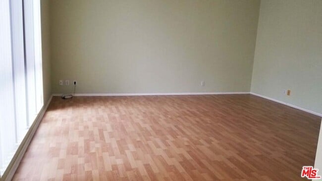 Photo - 533 S St Andrews Pl Unidad 321