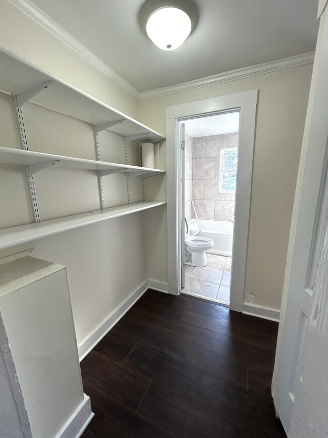 Photo - 1212 Fisher St