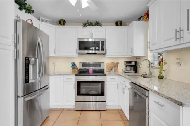 Photo - 713 S Jenkins Rd