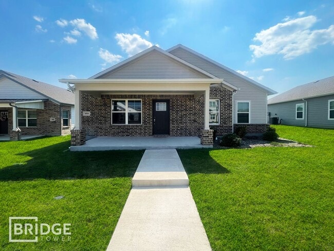 Building Photo - A1- Albany Rental