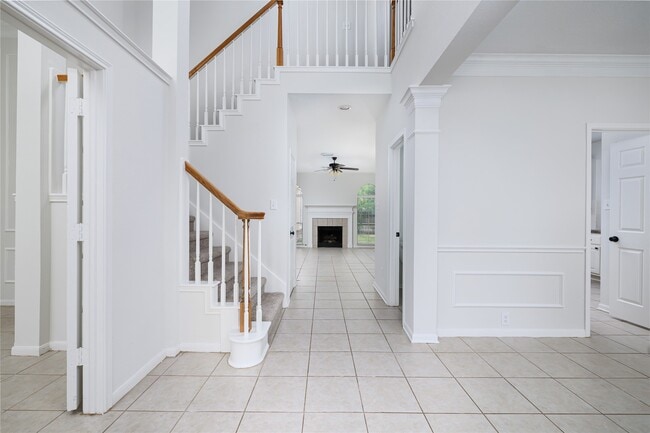 Photo - 107 N Sunny Slope Cir